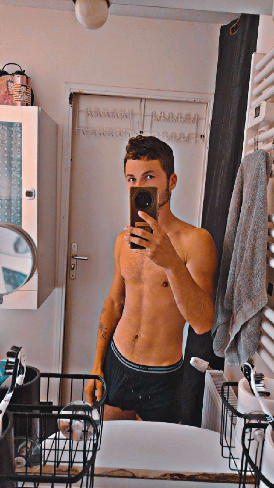 Profil de Jilali, 22 ans, Gay Belgique à Burg-Reuland