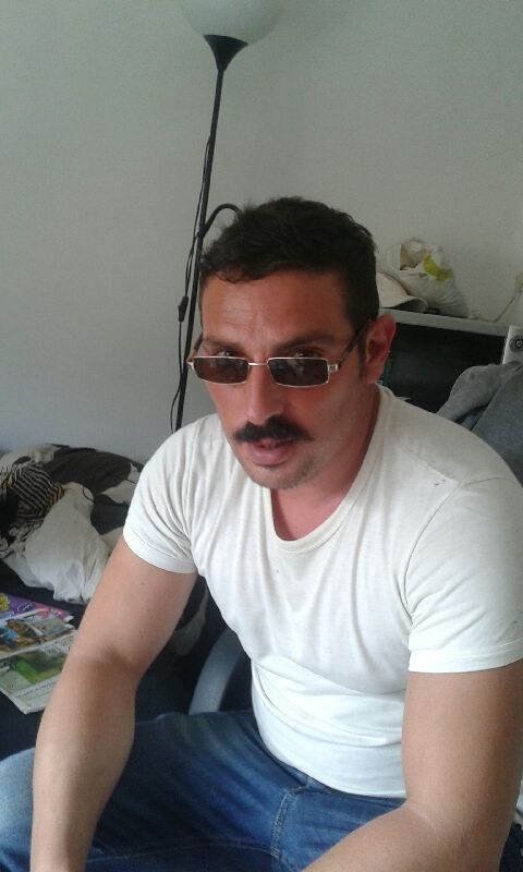 Profil de Chalom, 48 ans, Gay Belgique à Brakel