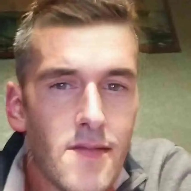 Profil de Daryll, 35 ans, Gay Belgique à Tournai