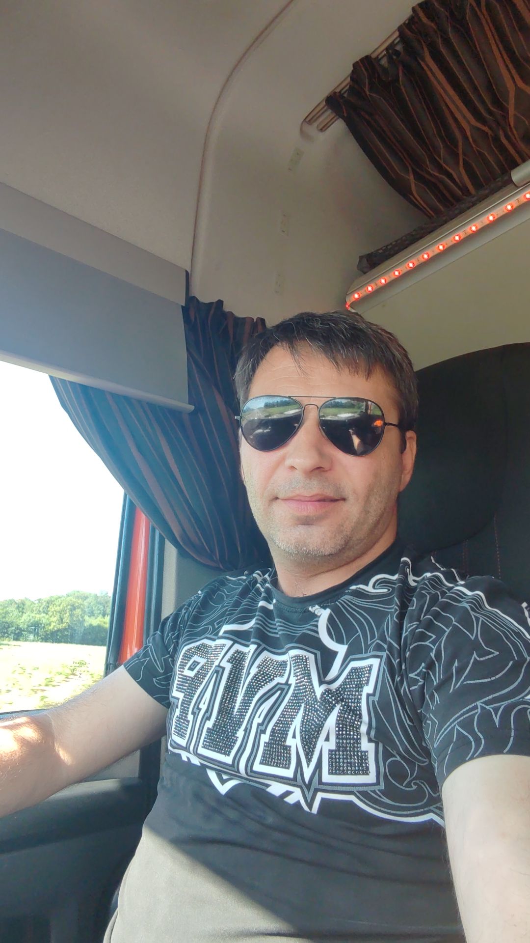 Profil de Iliess, 48 ans, Gay Belgique à Plombières