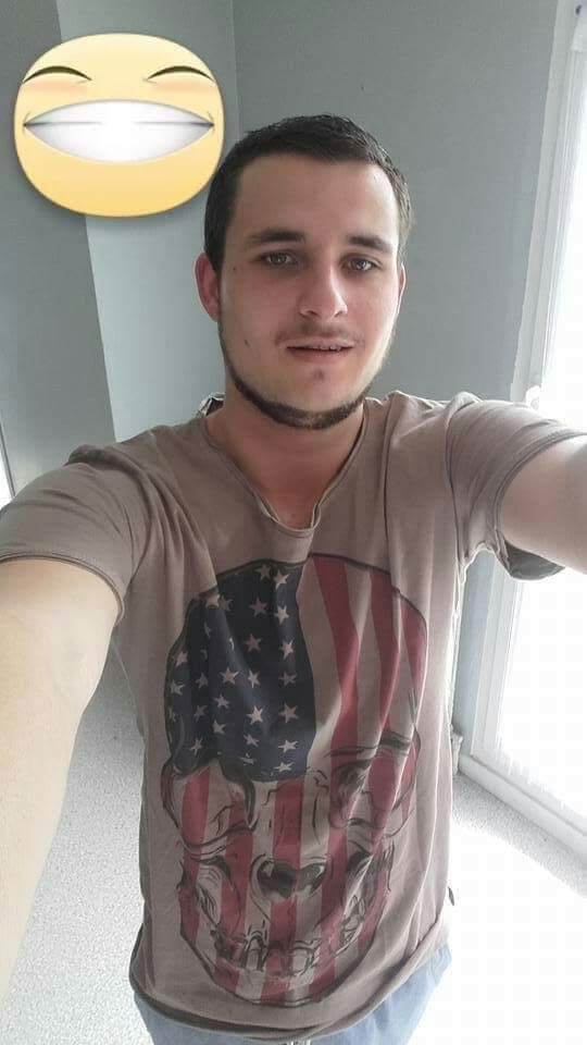 Profil de Ayham, 33 ans, Gay Belgique à Flobecq