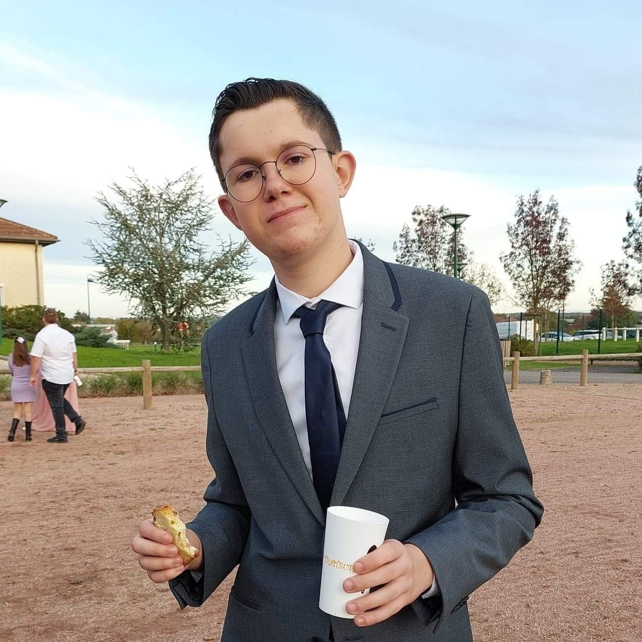 Profil de Hadil, 21 ans, Gay Belgique à Manage