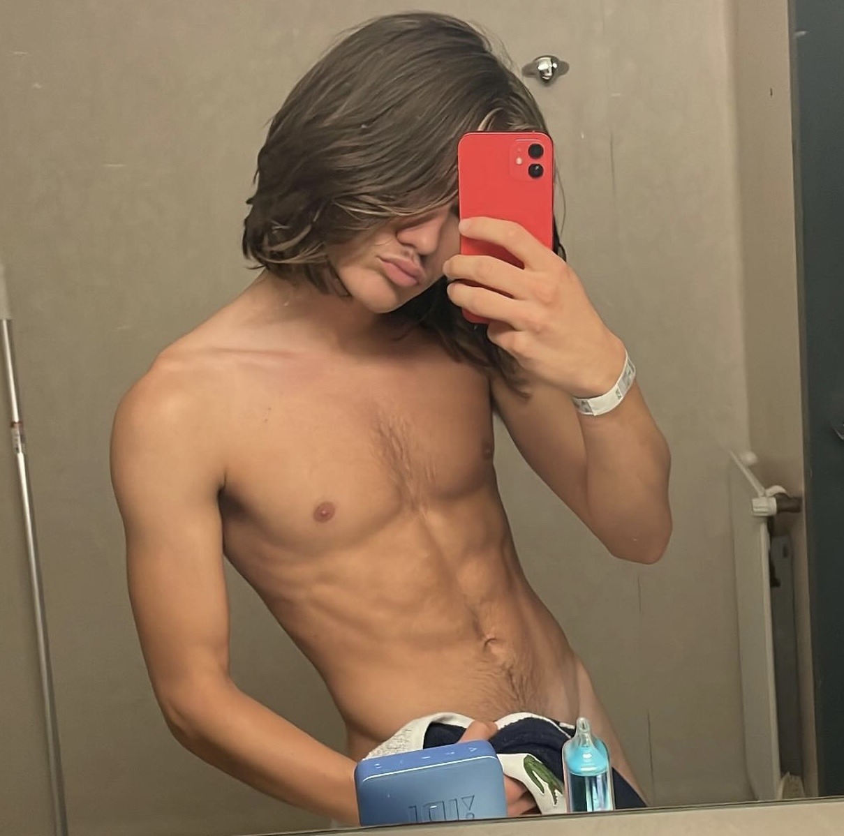 Profil de Amadi, 21 ans, Gay Belgique à Aywaille