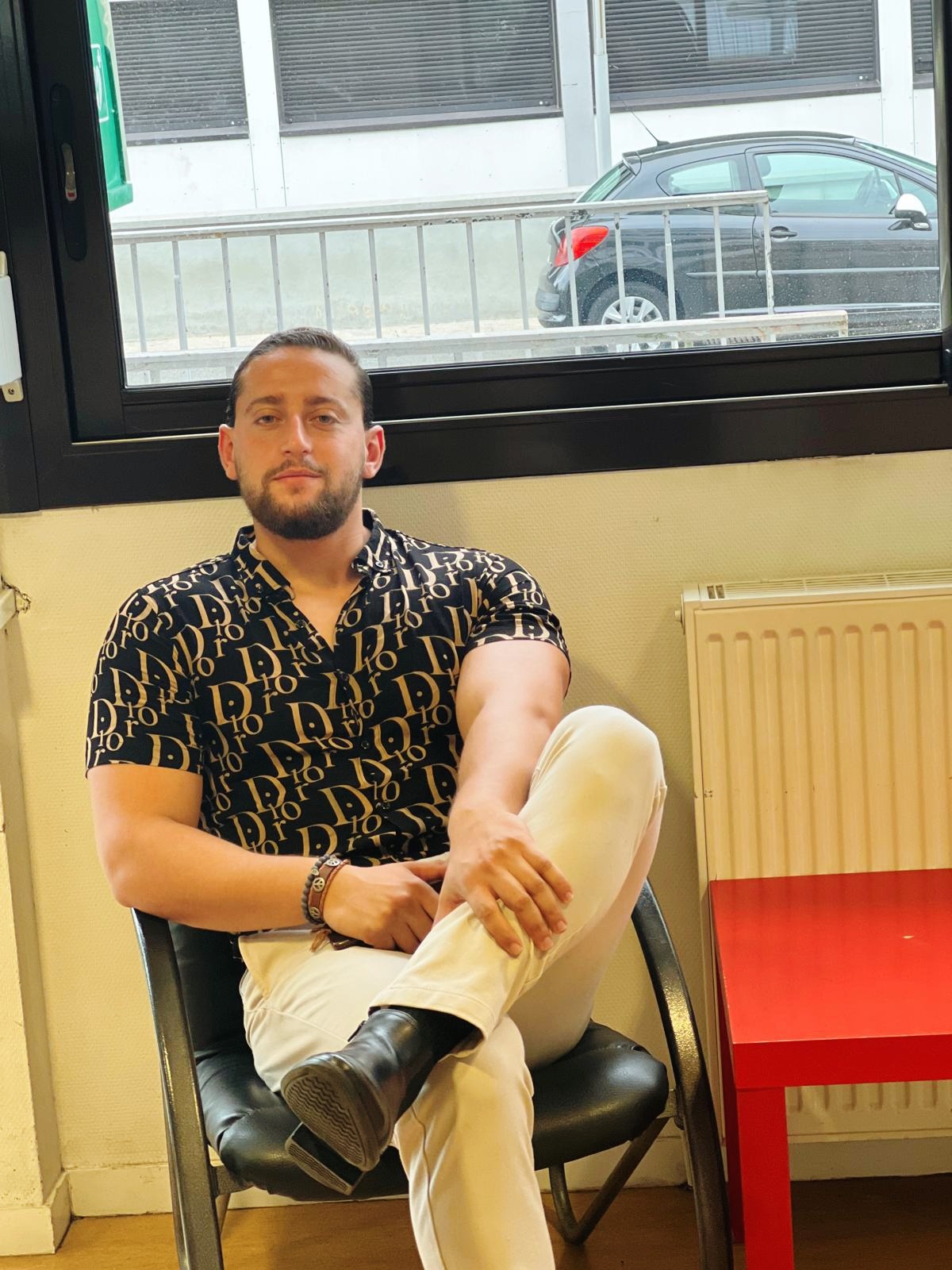 Profil de Malcolm, 26 ans, Gay Belgique à Courcelles