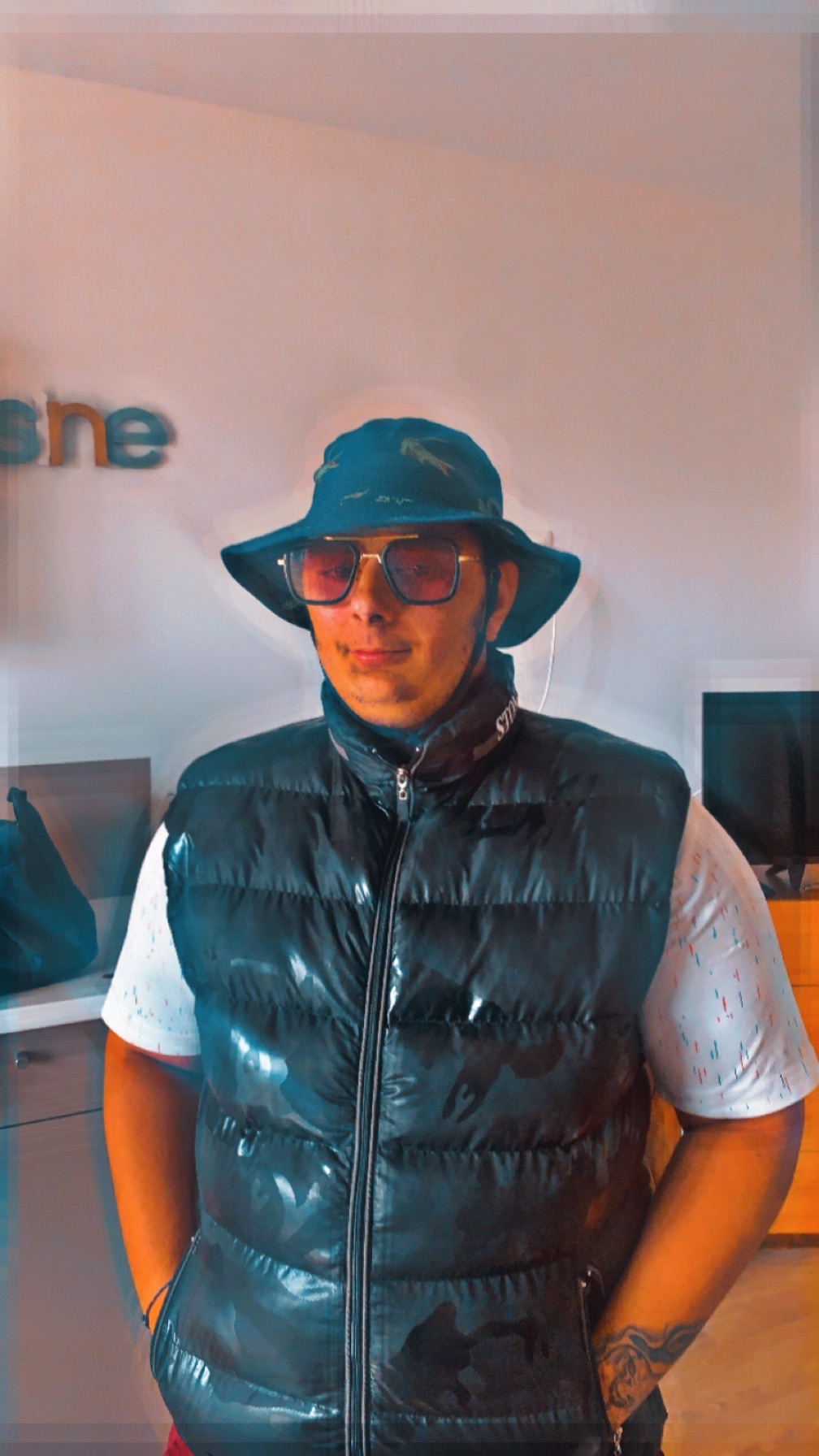 Profil de Dino, 21 ans, Gay Belgique à Middelkerke