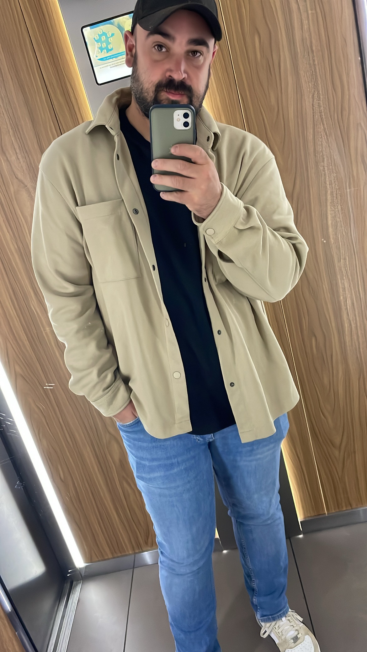 Profil de Youni, 32 ans, Gay Belgique à Genappe