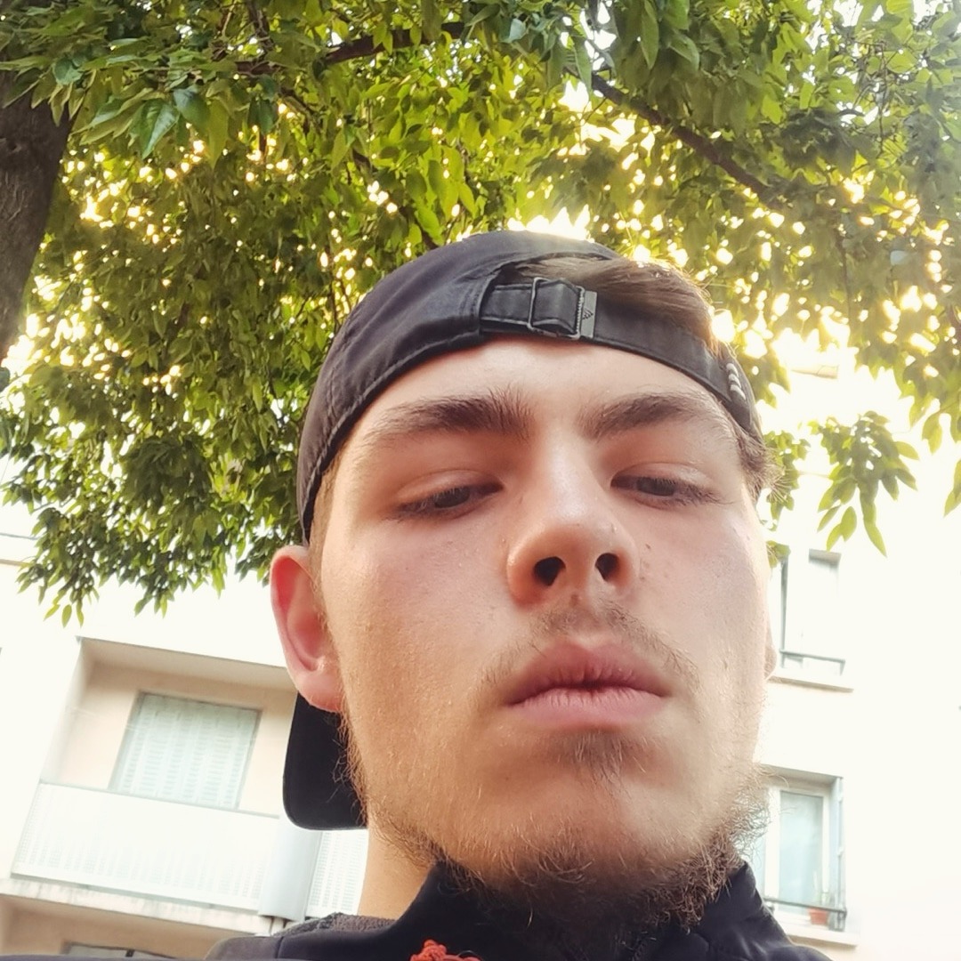 Profil de Lilien, 20 ans, Gay Belgique à Aubel